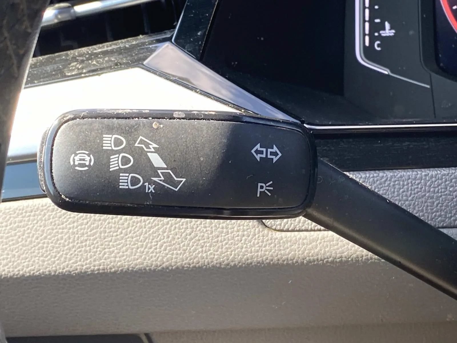 Used 2021 Volkswagen Arteon SEL AWD/4WD image 23