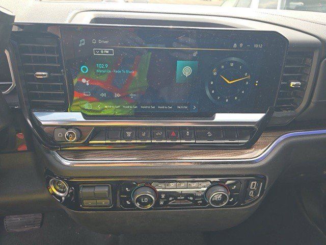 Used 2024 Chevrolet Silverado 2500 LT AWD/4WD image 10