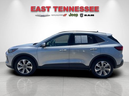 Used 2024 Ford Escape Platinum AWD/4WD image 6
