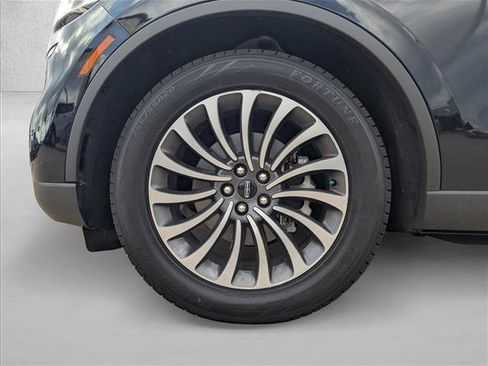 Used 2020 Lincoln Aviator Reserve w/ Elements Package Plus image 21