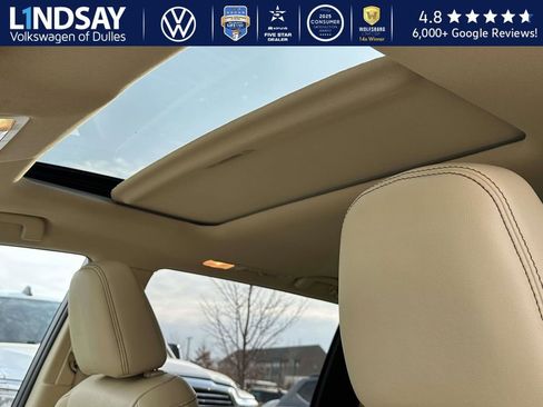 Used 2019 Toyota Highlander XLE image 23