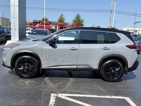 Certified 2023 Nissan Rogue SV w/ SV Premium B Package FWD image 9