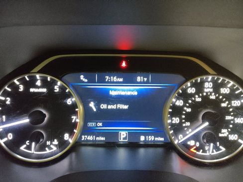 Used 2018 Nissan Maxima Platinum FWD image 23