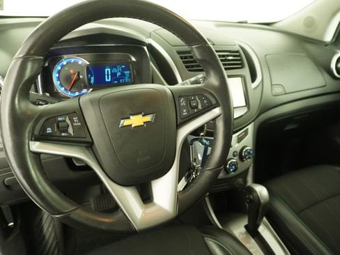 Used 2015 Chevrolet Trax LT w/ LT Plus Package FWD image 27