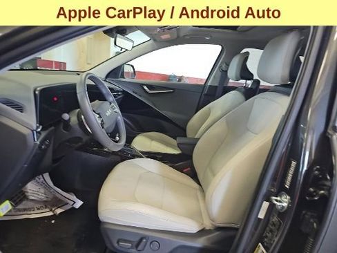 Used 2024 Kia Niro EX Touring FWD image 10
