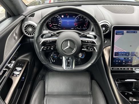 Used 2022 Mercedes-Benz SL 63 AMG 4MATIC image 15