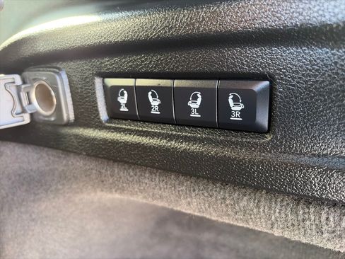 Used 2022 Jeep Grand Cherokee L Overland w/ Advanced Protech Group III AWD/4WD image 20