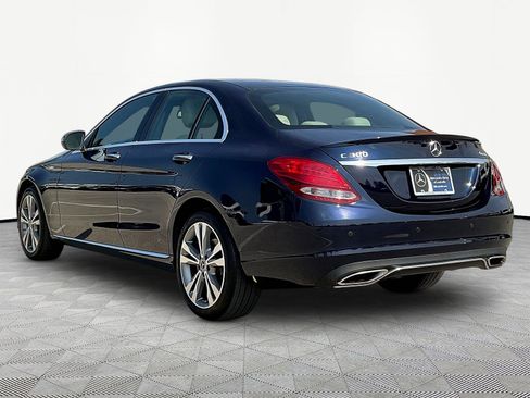 Used 2018 Mercedes-Benz C 300 4MATIC Sedan image 4
