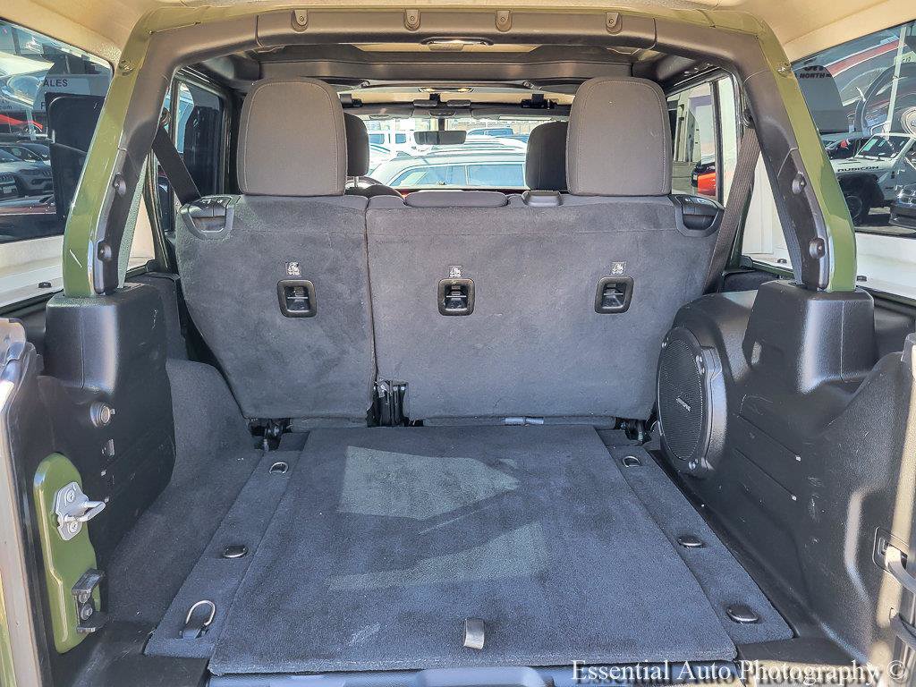 Used 2021 Jeep Wrangler Unlimited Rubicon AWD/4WD image 21