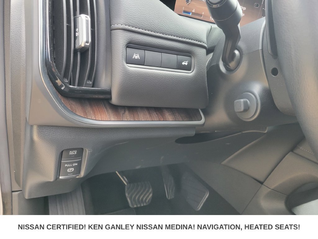 Certified 2025 Nissan Armada SL w/ Captain's Chari Seat Package AWD/4WD image 36