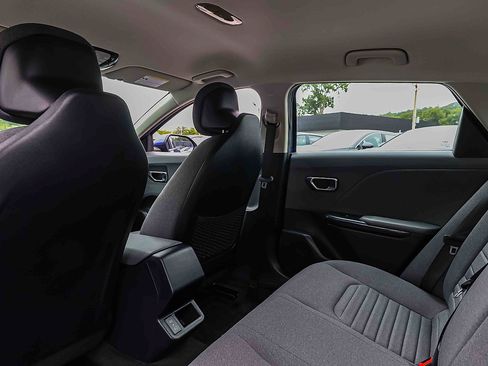 Certified 2025 Kia K4 EX FWD image 21
