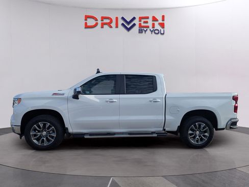 New 2026 Chevrolet Silverado 1500 LT image 2