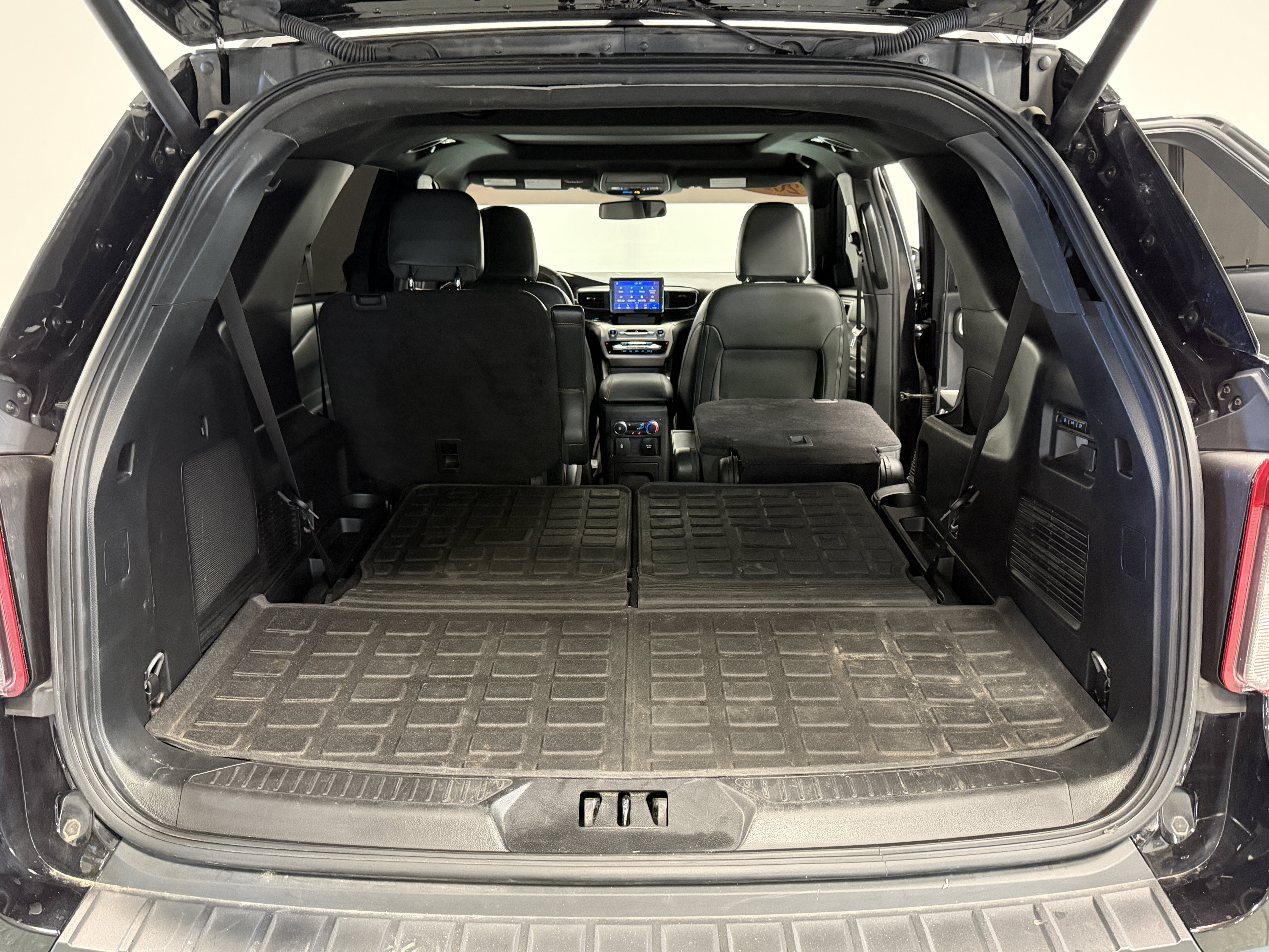 Used 2024 Ford Explorer Timberline w/ Timberline Technology Package AWD/4WD image 27