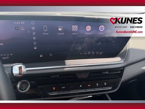 Used 2024 Buick Envision Preferred AWD/4WD image 27
