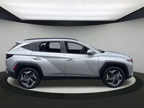 Certified 2022 Hyundai Tucson Limited image 3