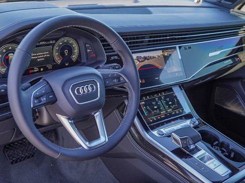New 2026 Audi Q7 3.0T Prestige image 7