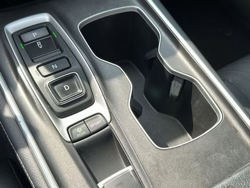 Used 2022 Honda Accord Touring image 18