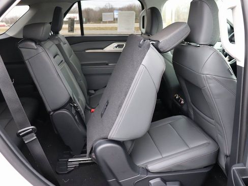 New 2026 Ford Explorer Active w/ Active Comfort Package AWD/4WD image 19