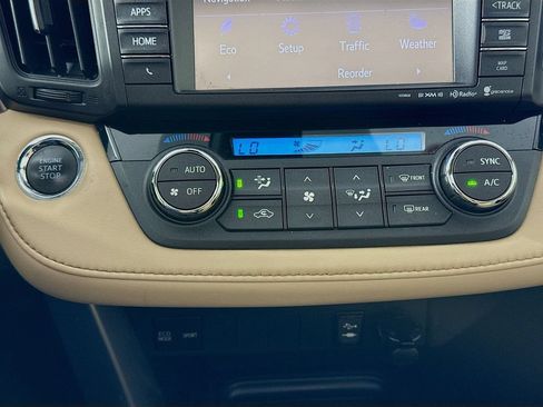 Used 2018 Toyota RAV4 XLE AWD/4WD image 15