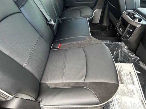 New 2025 RAM 2500 Laramie image 27