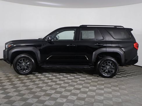 Used 2025 Toyota 4Runner SR5 image 16