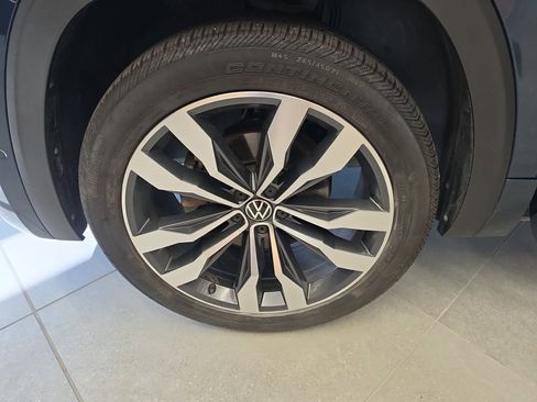 Used 2022 Volkswagen Atlas SEL Premium AWD/4WD image 34