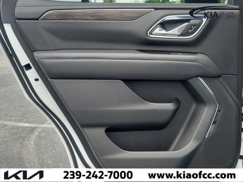 Used 2023 Chevrolet Tahoe LS RWD image 14
