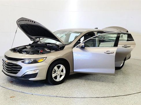 Used 2025 Chevrolet Malibu LS FWD image 10