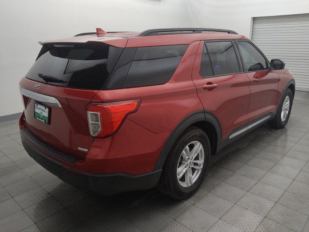 Used 2020 Ford Explorer XLT RWD image 9