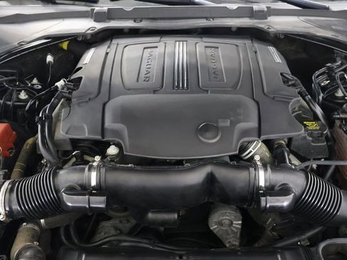 Used 2018 Jaguar XF First Edition image 28