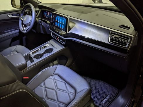 New 2026 Volkswagen Atlas Cross Sport SE image 20