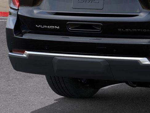 New 2026 GMC Yukon XL Elevation image 15