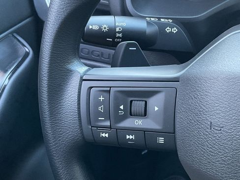 New 2026 Nissan Rogue S image 21