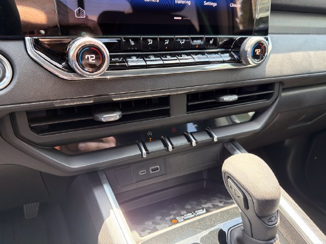 New 2026 Chevrolet Colorado Trail Boss AWD/4WD image 27