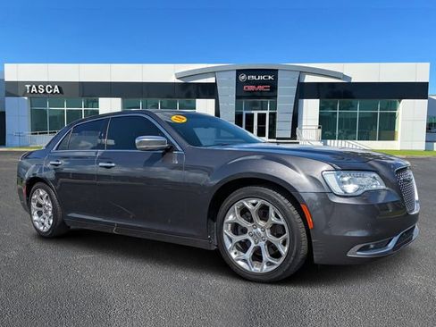 Used 2018 Chrysler 300 C w/ Sun, Sound & Nav Package RWD image 1
