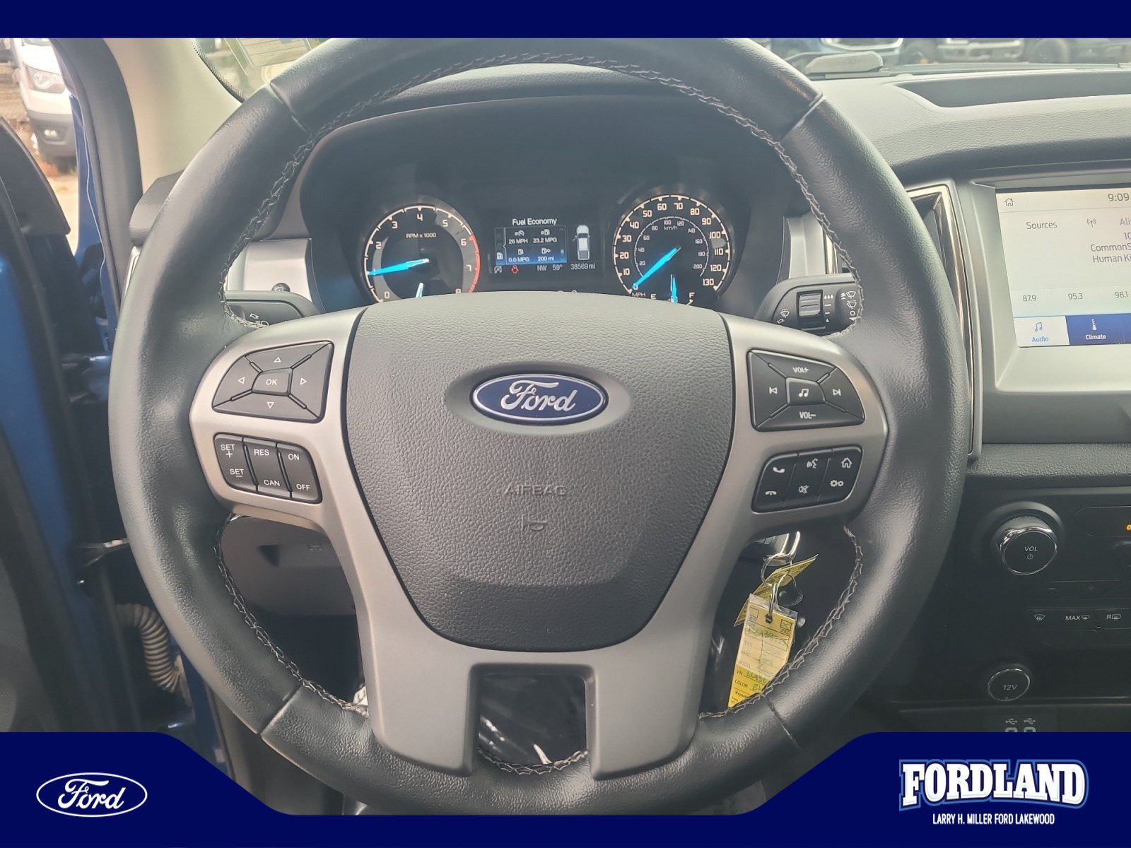 Used 2020 Ford Ranger XLT w/ Equipment Group 301A Mid AWD/4WD image 9