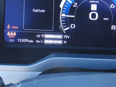 Used 2025 Toyota Tundra Limited image 83