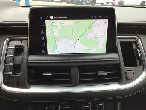 Used 2024 Chevrolet Suburban Premier AWD/4WD image 28