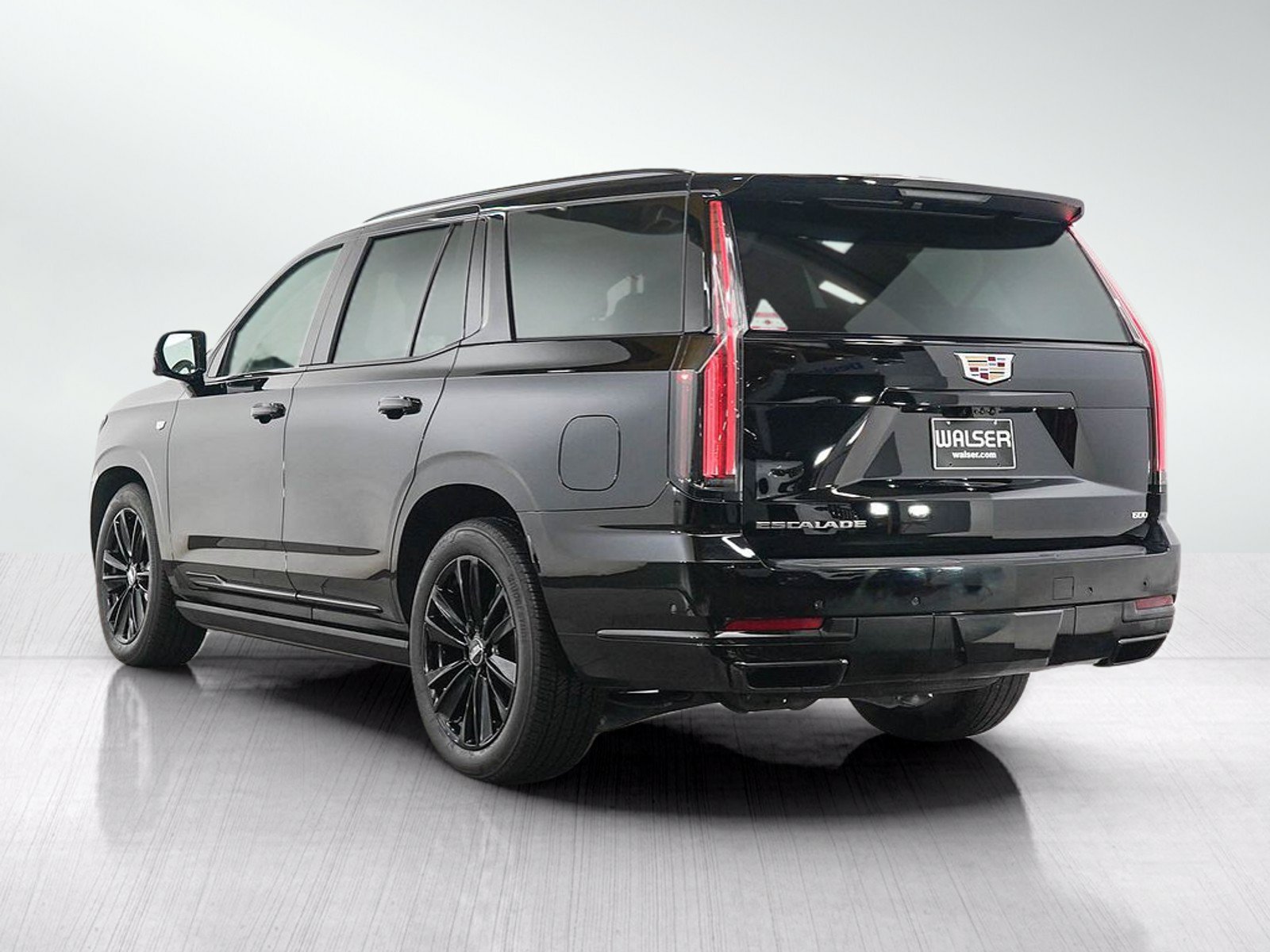 Used 2025 Cadillac Escalade Sport w/ Touring Package AWD/4WD image 3