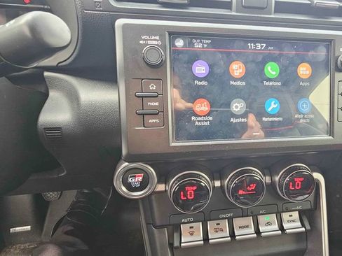 Used 2024 Toyota GR86 image 13