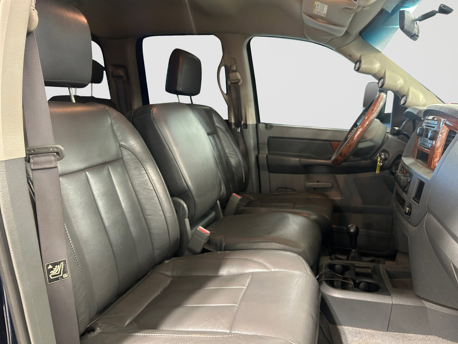 Used 2006 Dodge Ram 2500 Truck SLT AWD/4WD image 18