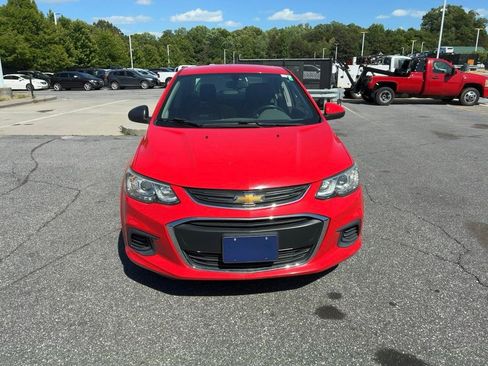 Used 2018 Chevrolet Sonic Premier FWD image 9