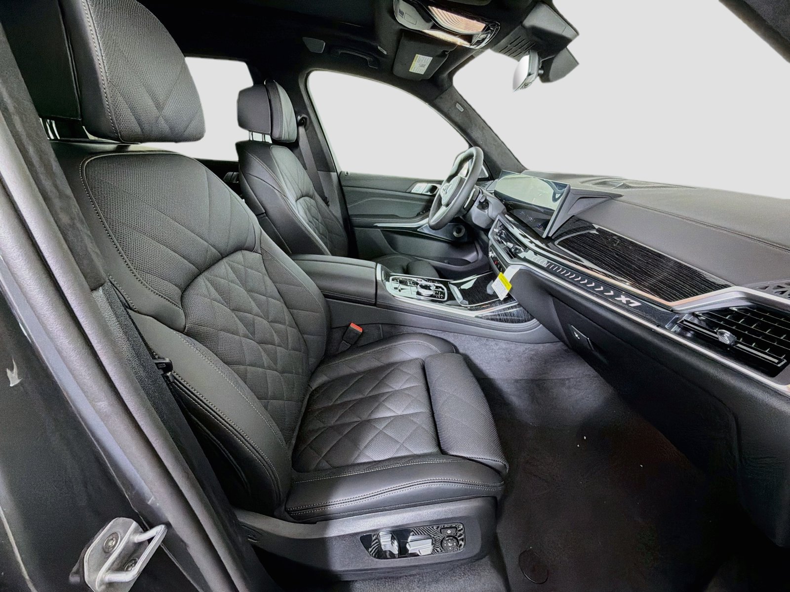 New 2027 BMW X7 xDrive40i w/ Executive Package AWD/4WD image 32