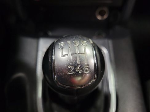 Used 2019 Ford Mustang Coupe RWD image 16