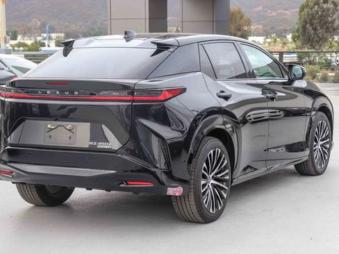 Used 2023 Lexus RZ 450e Premium w/ Cold Area Package AWD/4WD image 7