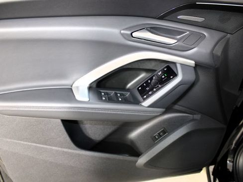 Used 2025 Audi Q5 Prestige AWD/4WD image 19