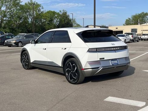 Used 2024 Hyundai Ioniq 5 Limited image 7