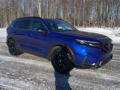 Used 2023 Honda CR-V Sport image 3