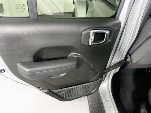 Used 2024 Jeep Wrangler Unlimited w/ Dual Top Group AWD/4WD image 25