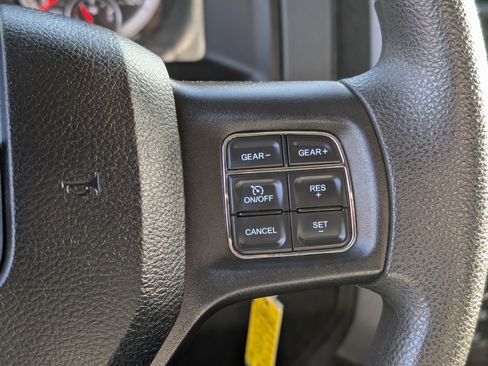 Used 2019 RAM 1500 Express w/ Express Value Package image 17